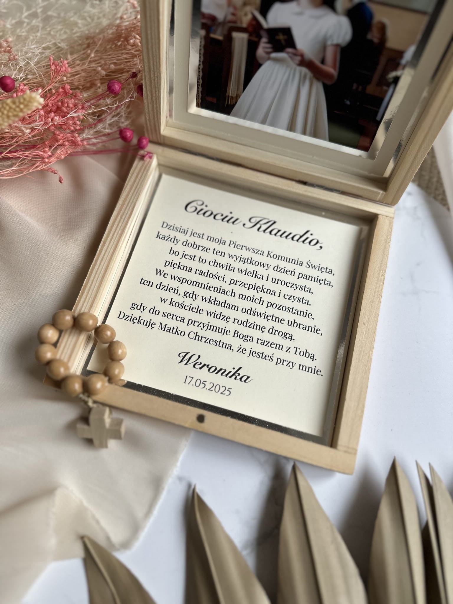 Podziękowania komunijne w płaskim pudełku